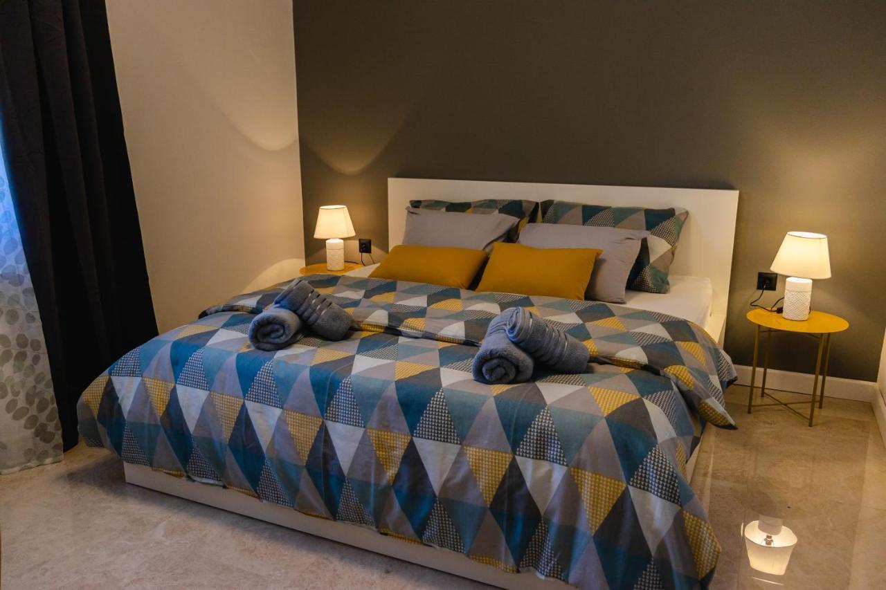 Apartman Luma Krk Town Buitenkant foto