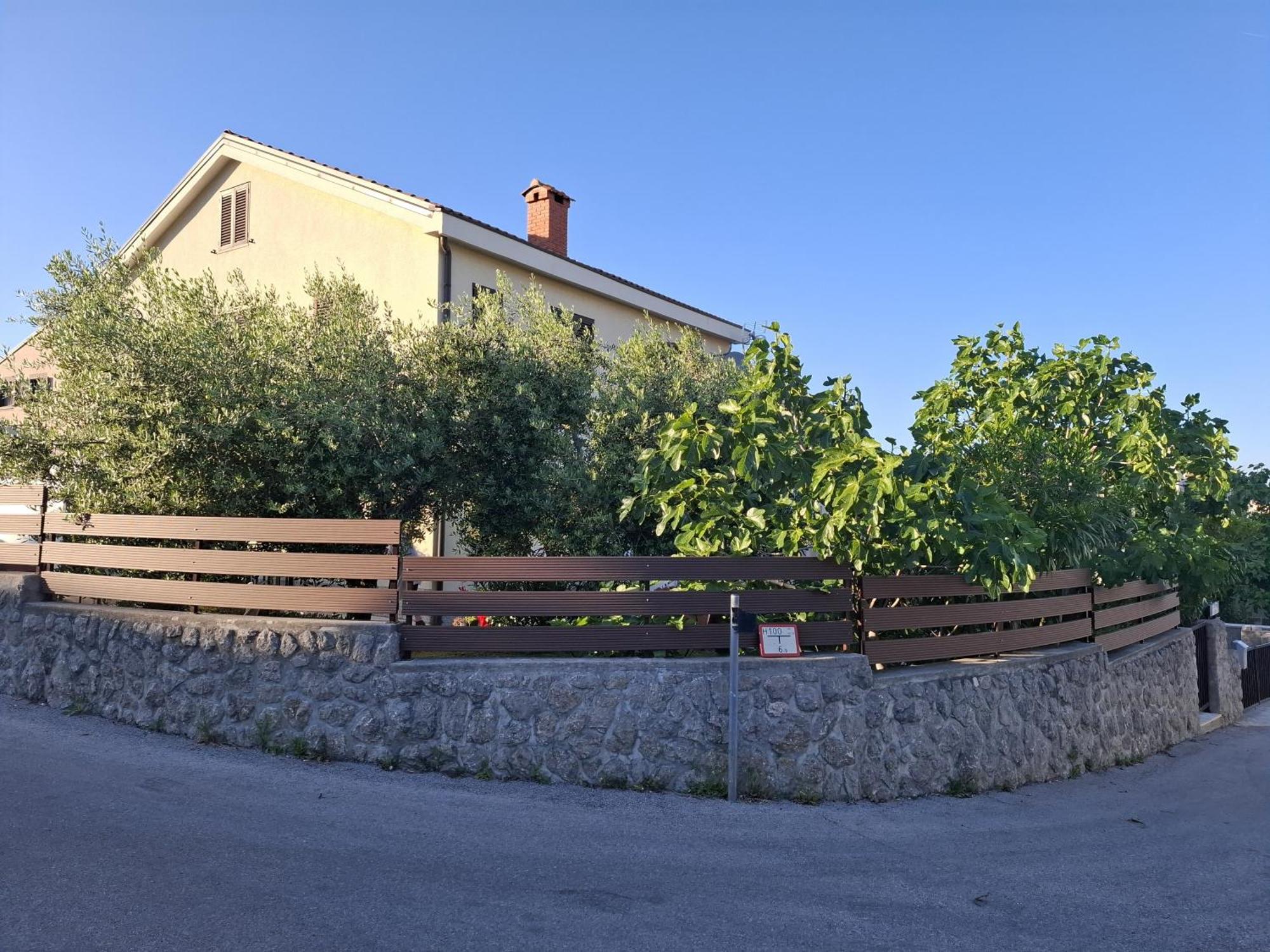 Apartman Luma Krk Town Buitenkant foto